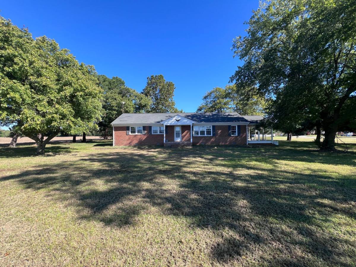 House for rent at 4911 Cople Highway, Mount Holly, VA 22524