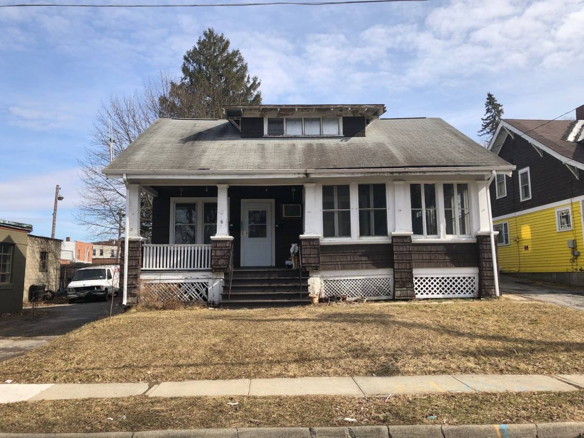 Apartment for rent at 6 Lewis Ave, Poughkeepsie, NY 12603
