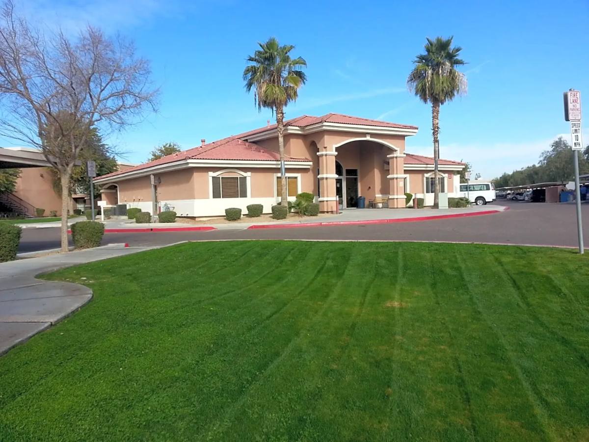 Apartment for rent at 2150 E Broadway Rd, Phoenix, AZ 85040
