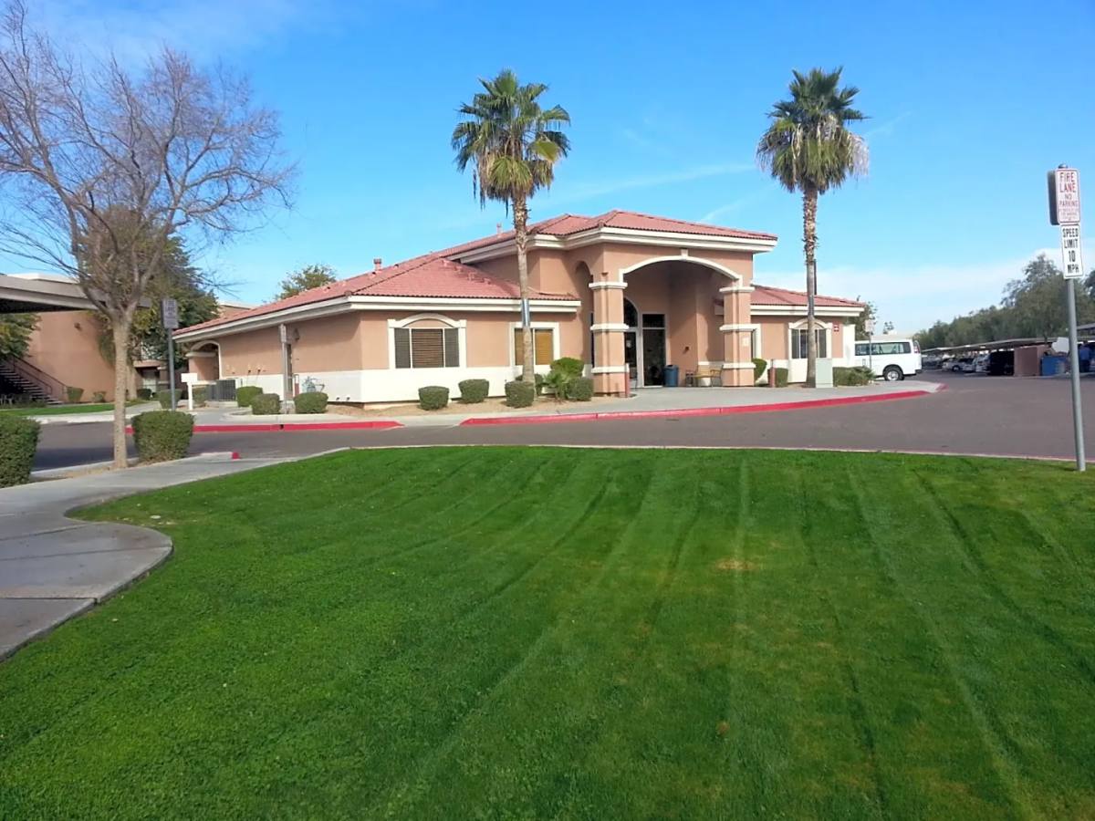 Apartment for rent at 2150 E Broadway Rd, Phoenix, AZ 85040