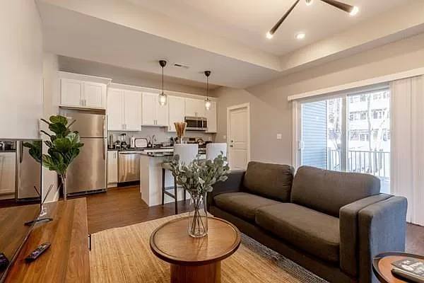 Apartment for rent at 870 E 5th #2, South Boston, MA 02127