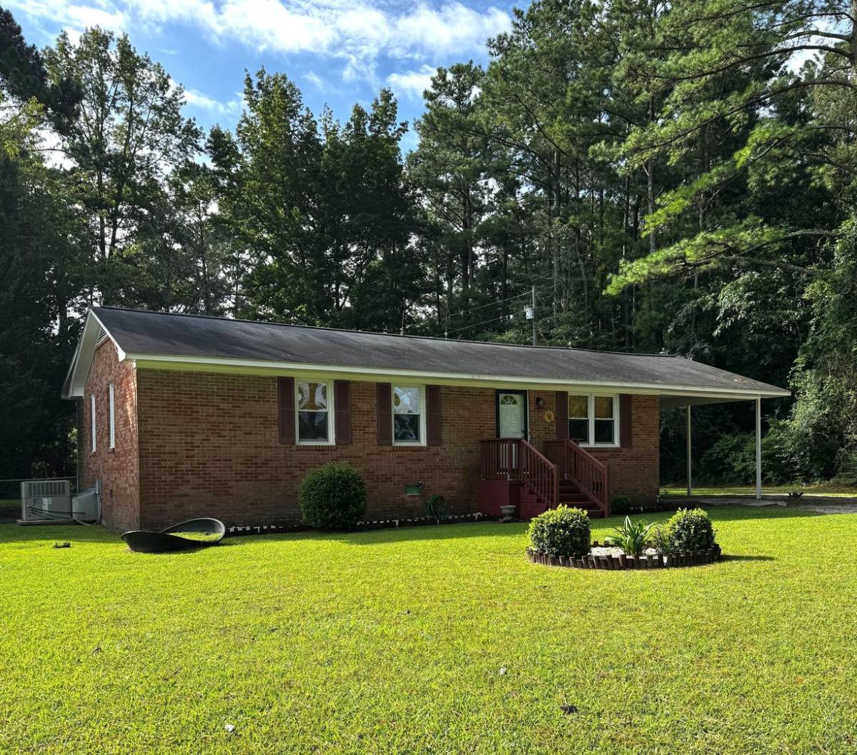 House for rent at 1252 Rocky Run Rd, Midway Park, NC 28544
