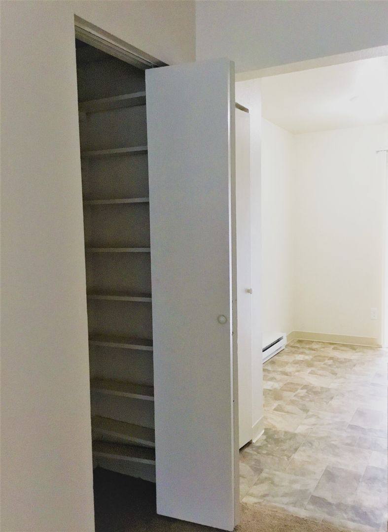 Apartment for rent at 100 NE 162nd Ave, Portland, OR 97230