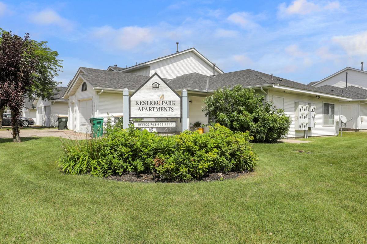 Townhouse for rent at 2401 14th St E, Glencoe, MN 55336
