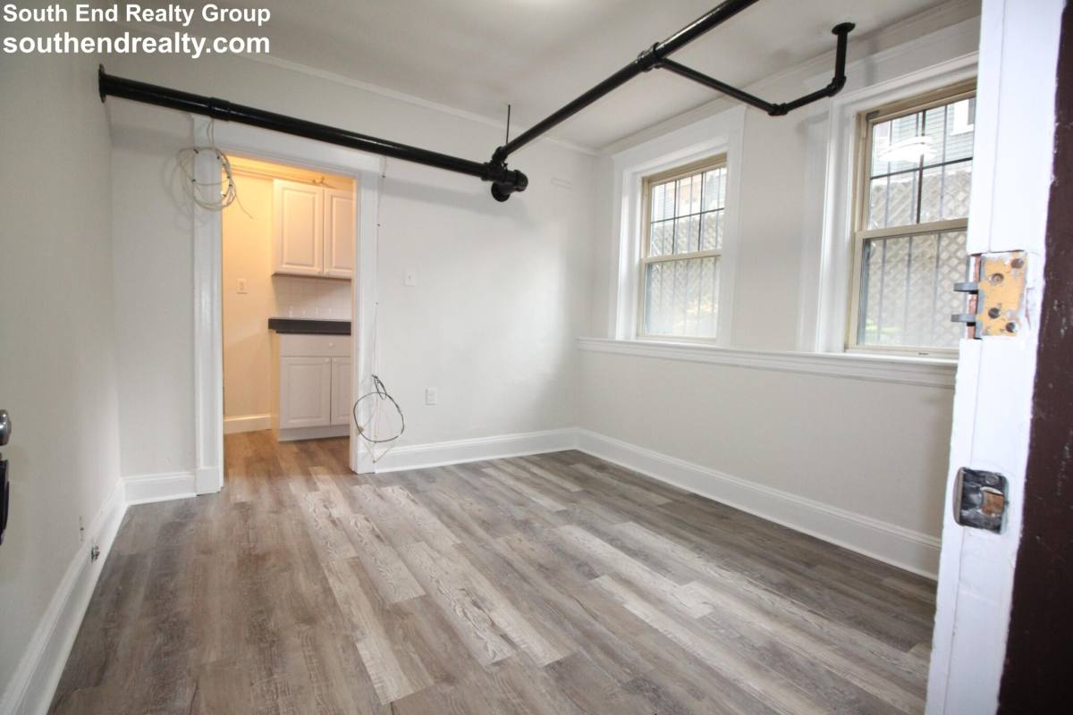 Apartment for rent at 3 Crawford St #3-B, Cambridge, MA 02139