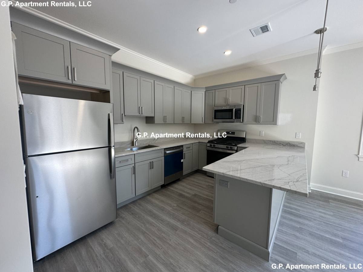 Apartment for rent at 605 Broadway #405, Everett, MA 02149