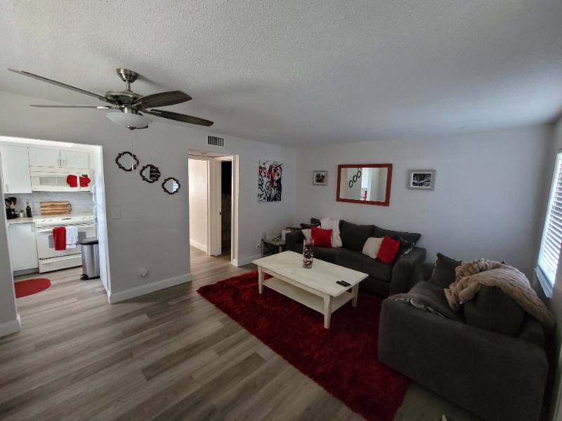 Apartment for rent at 212 SE 9th Ave, Deerfield Beach, FL 33441