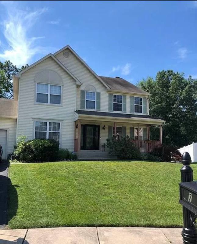 House for rent at 7 Bassett Court, Sicklerville, NJ 08081
