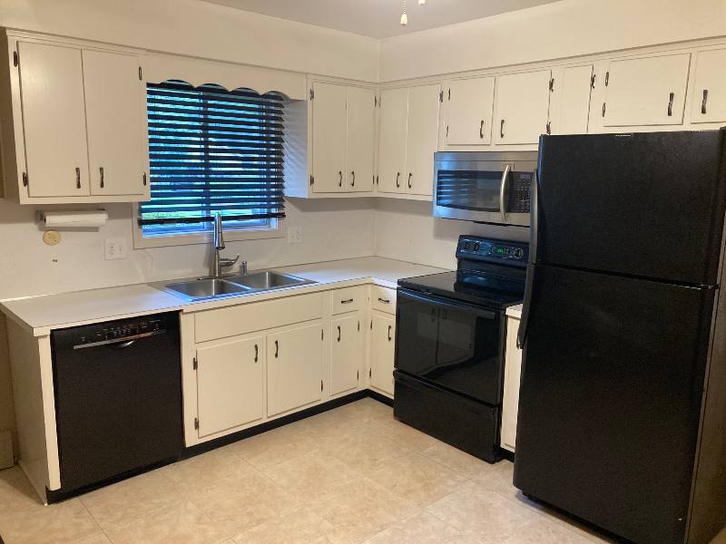 Apartment for rent at 4610 4612 Tolland Ave, Holt, MI 48842