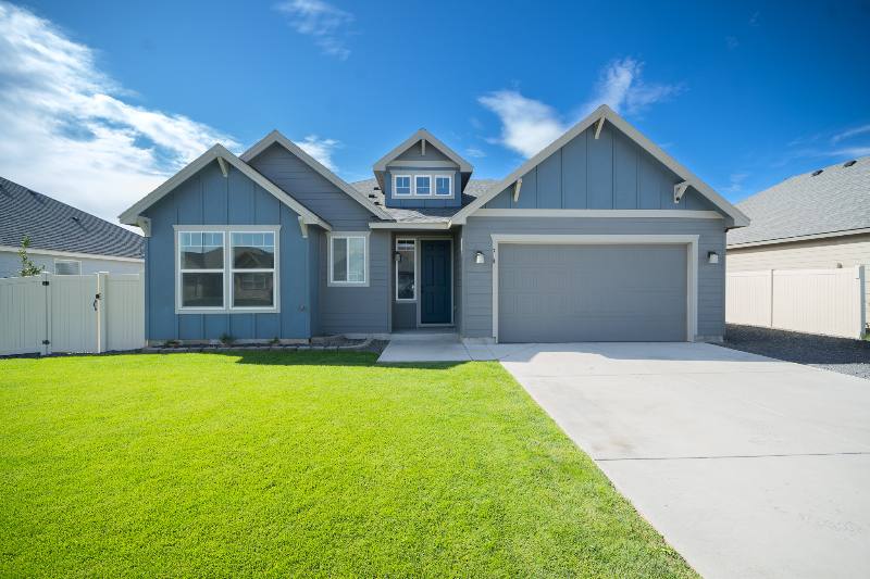 House for rent at 318 L St NE, Quincy, WA 98848