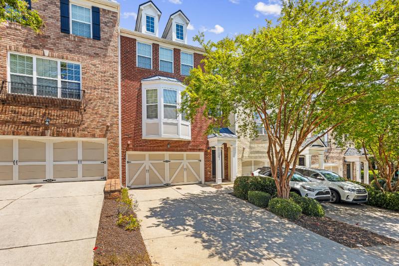Townhouse for rent at 1565 Oakdale Bluffs Dr SE, Mableton, GA 30126