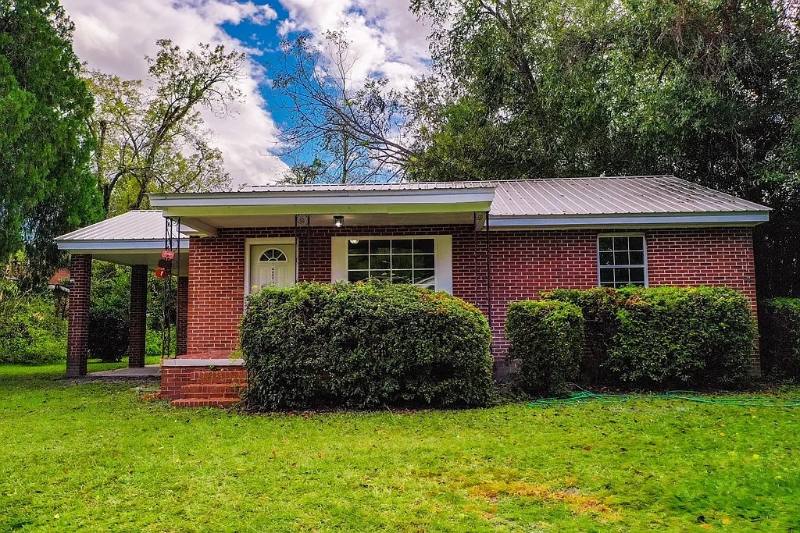 House for rent at 1453 Mary St, Waycross, GA 31501