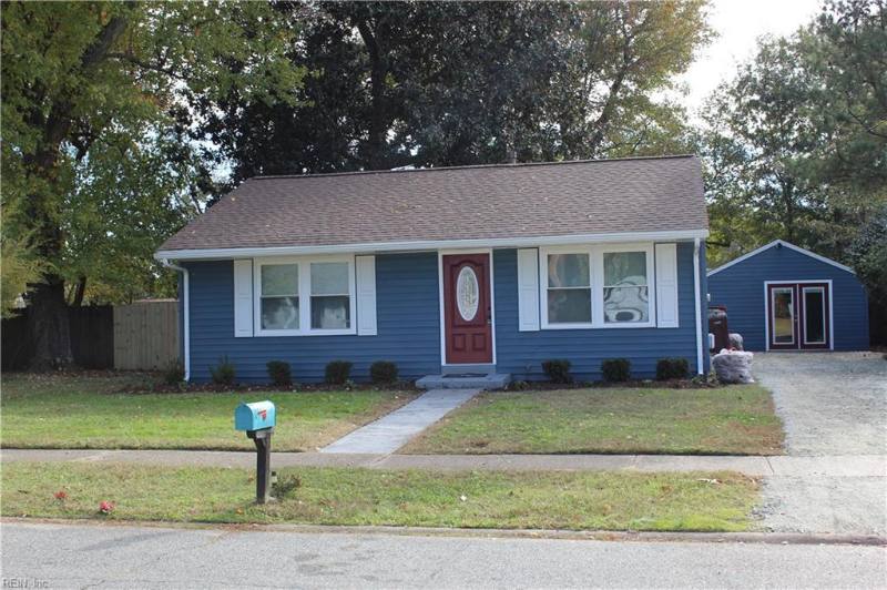 House for rent at 2433 Lofurno Rd, Chesapeake, VA 23323