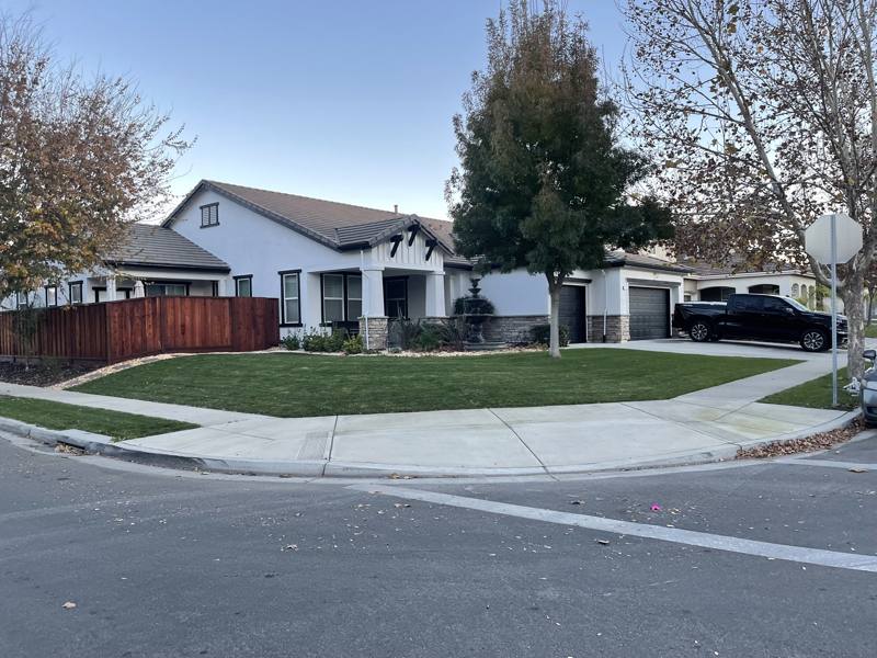 House for rent at 222 Tissot Dr, Patterson, CA 95363