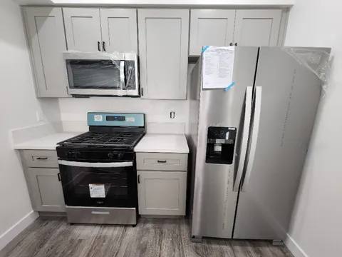 Apartment for rent at 6513 Florence Place #C, Bell Gardens, CA 90201