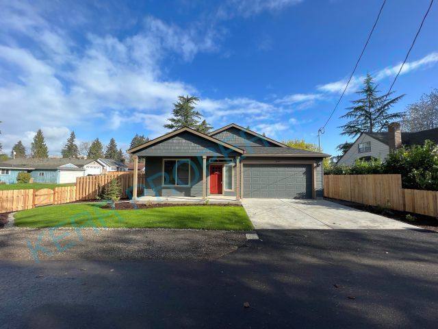 House for rent at 2087 SE Silver Springs Rd, Portland, OR 97222