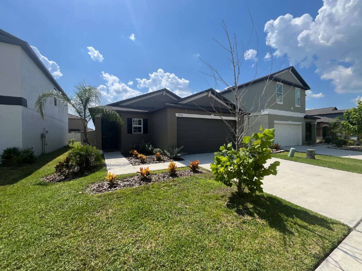 1792 Yellow Trail, Lakeland, FL 33801