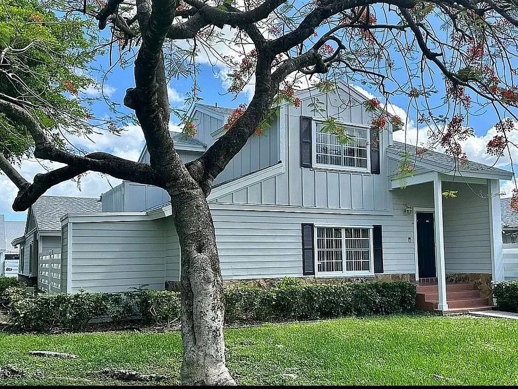 Apartment for rent at 13768 SW 149th Circle Lane #3, Miami, FL 33186
