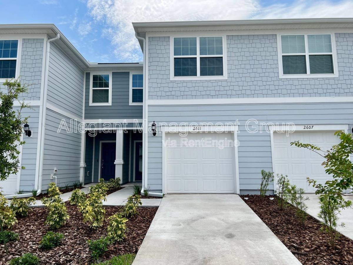 Townhouse for rent at 2611 Buena View Rd, Kissimmee, FL 34746