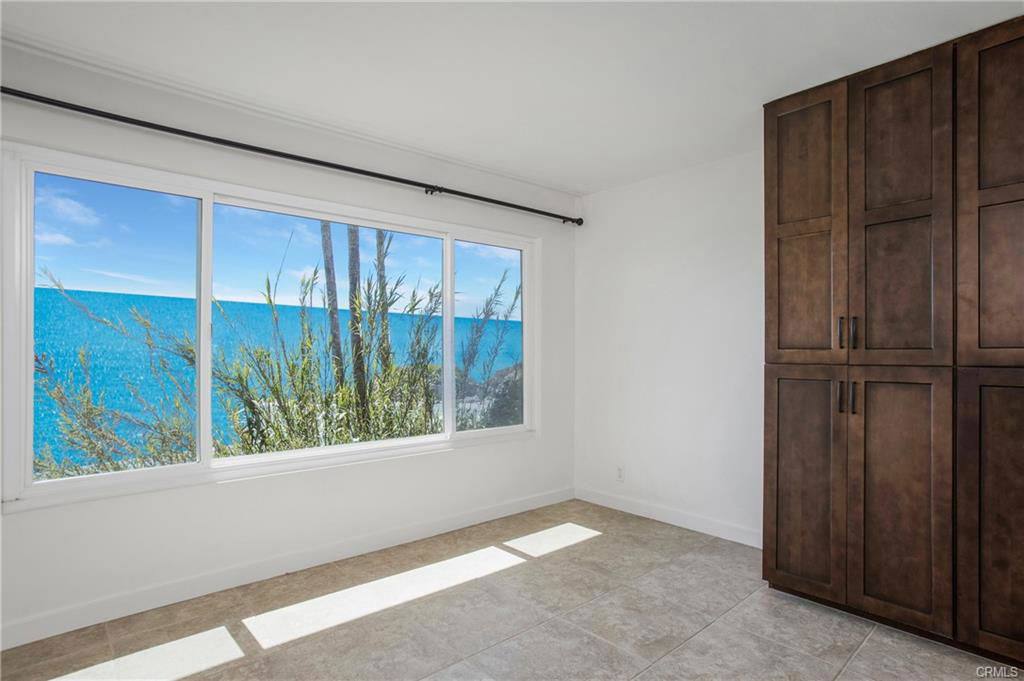 78 S La Senda Dr, Laguna Beach, CA 92651