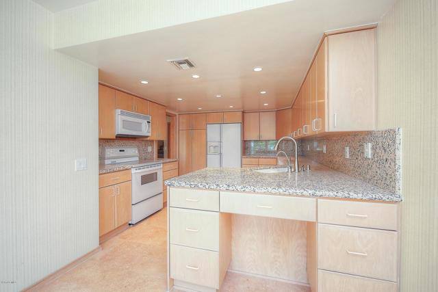 Townhouse for rent at 23150 Park Sorrento, Calabasas, CA 91302