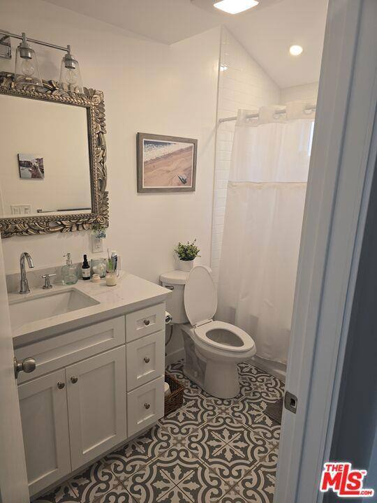 House for rent at 665 W Palm Ave, El Segundo, CA 90245