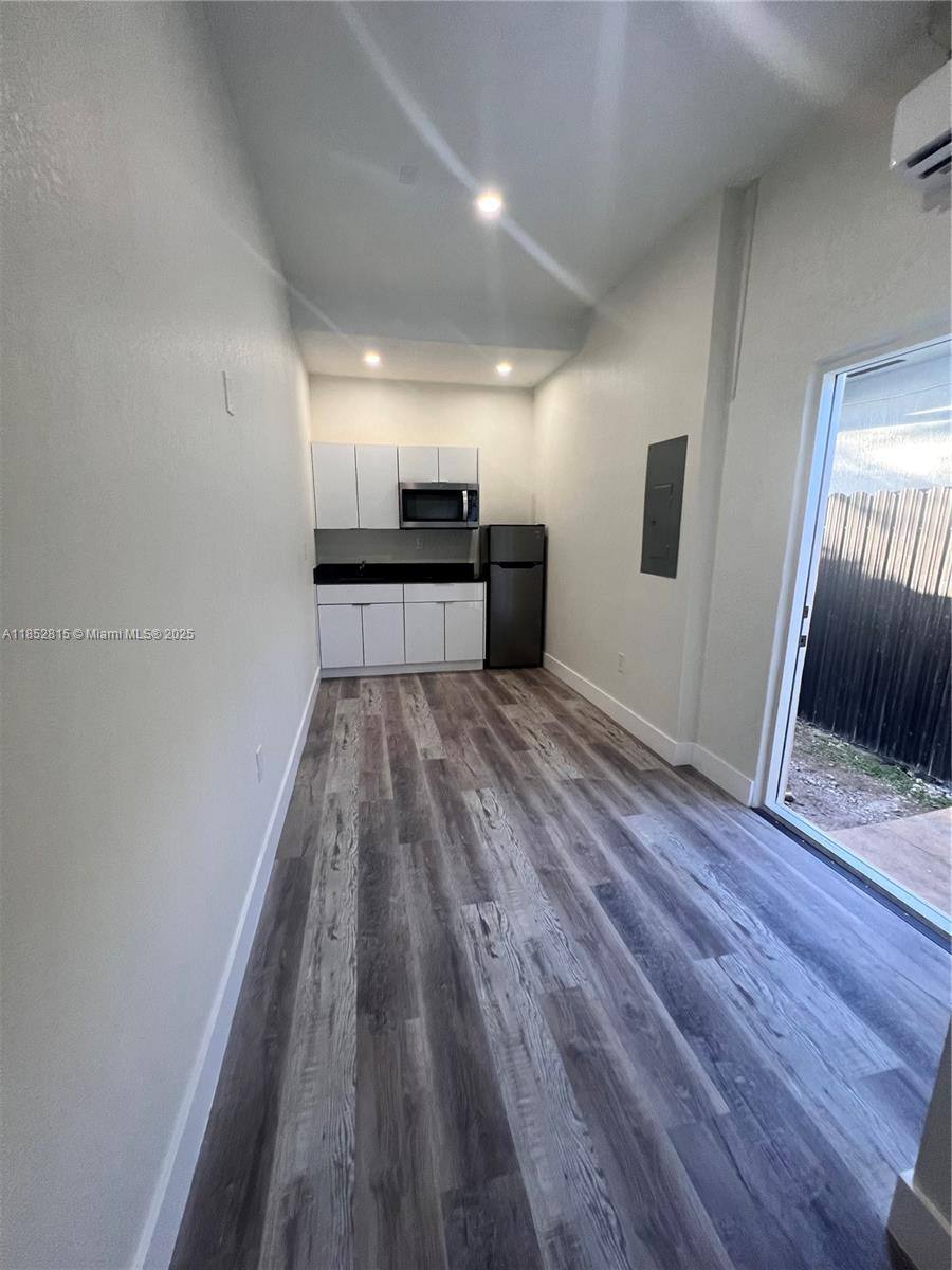 Apartment for rent at 1031 NE 17th Terrace, Homestead, FL 33033