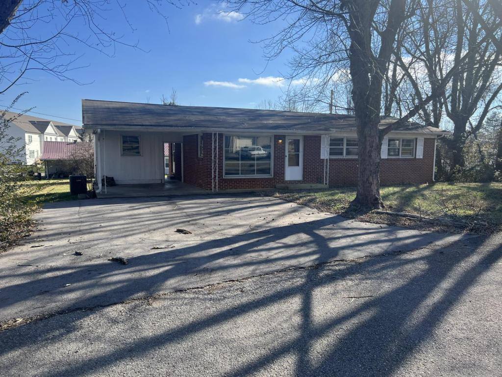 House for rent at 124 Wilhite Ave, Cookeville, TN 38501