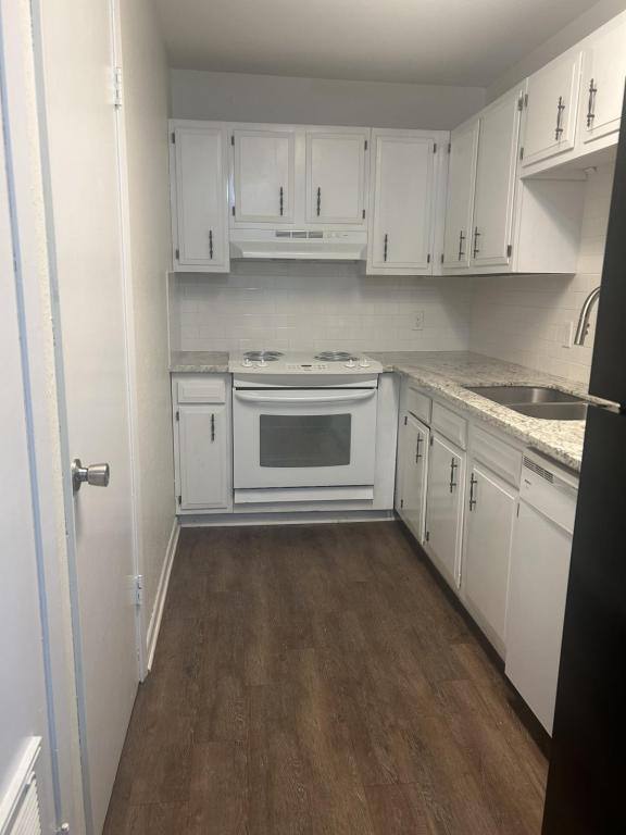 Apartment for rent at 1103 Hodges St #2, Lake Charles, LA 70601