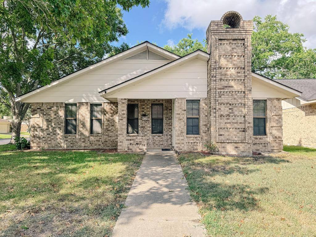 House for rent at 201 Byron Lane, Victoria, TX 77901