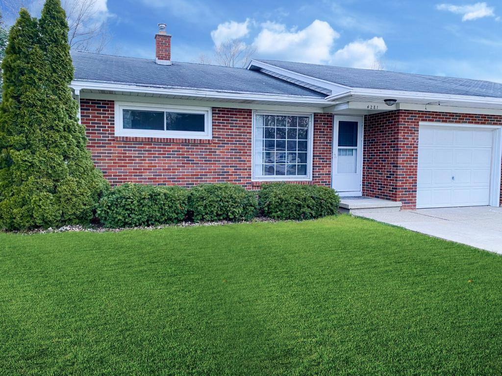 House for rent at 4281 Wilson Ave SW, Grandville, MI 49418