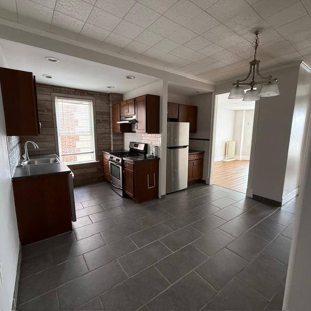 Apartment for rent at 7 State St, Schenectady, NY 12305