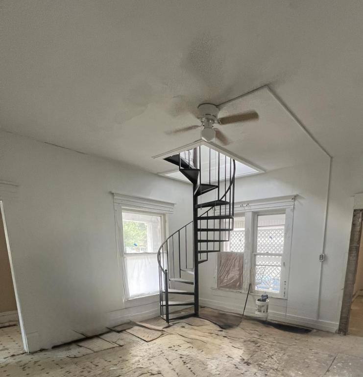 Townhouse for rent at 818 W 4th St, Joplin, MO 64801