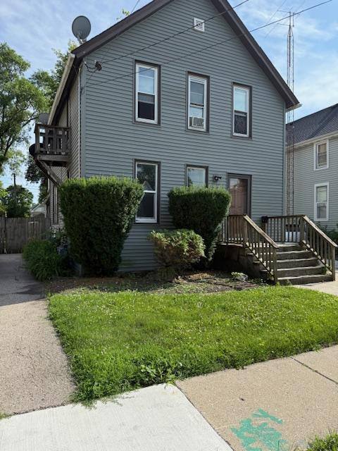 Apartment for rent at 1507 53rd St, Kenosha, WI 53142