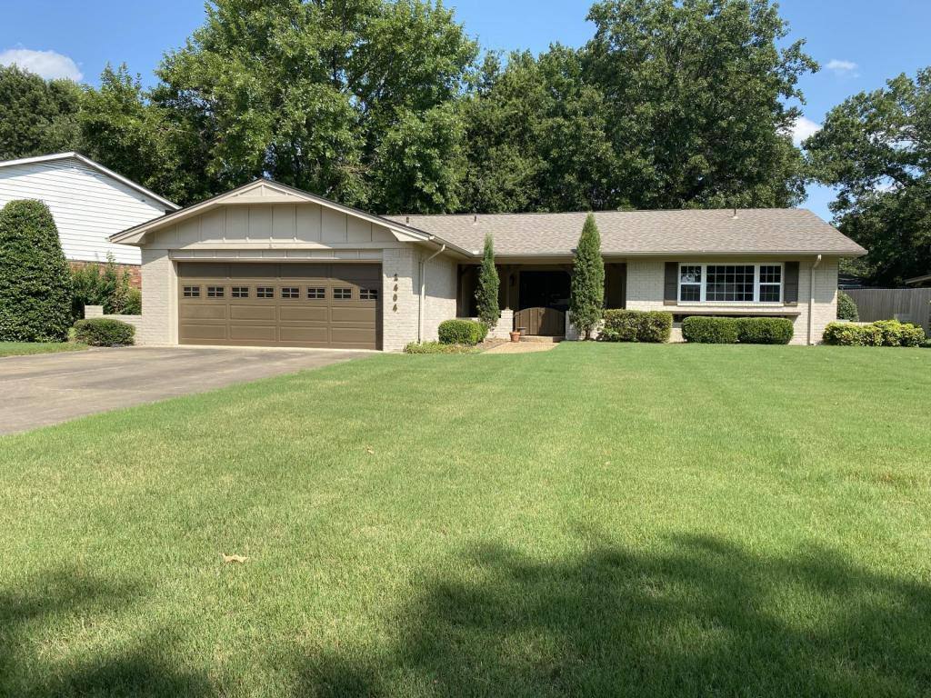 House for rent at 1404 N Choctaw Place, Claremore, OK 74017