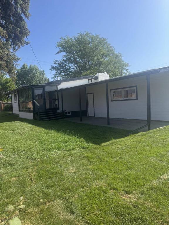 House for rent at 200 Smelter Ave NW, Great Falls, MT 59404