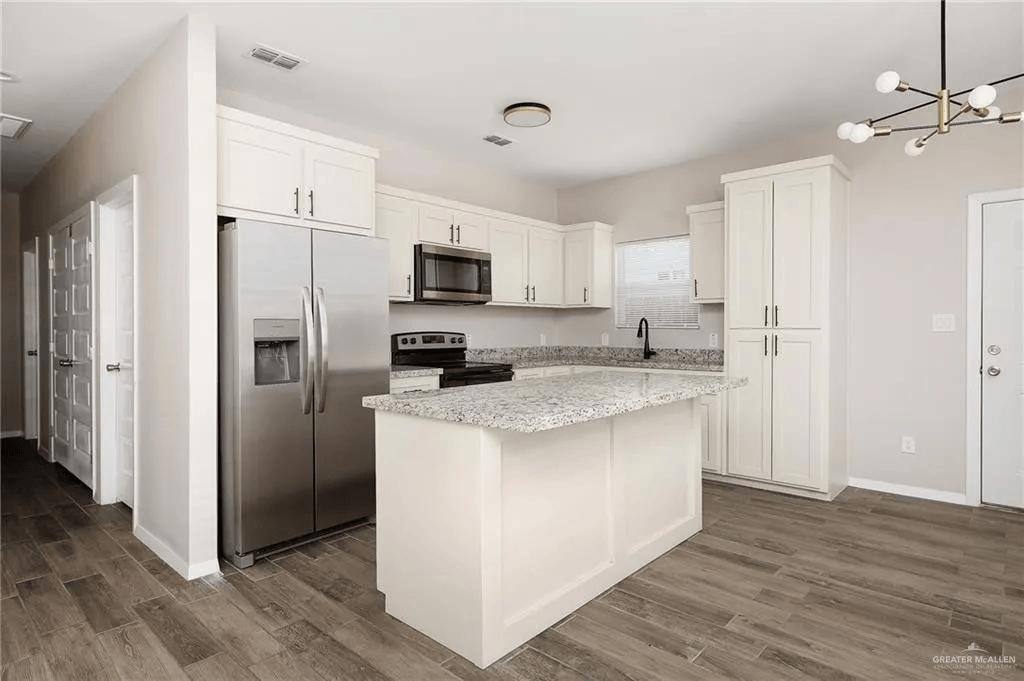 Apartment for rent at 5704 Quail Ave #3, Edinburg, TX 78542