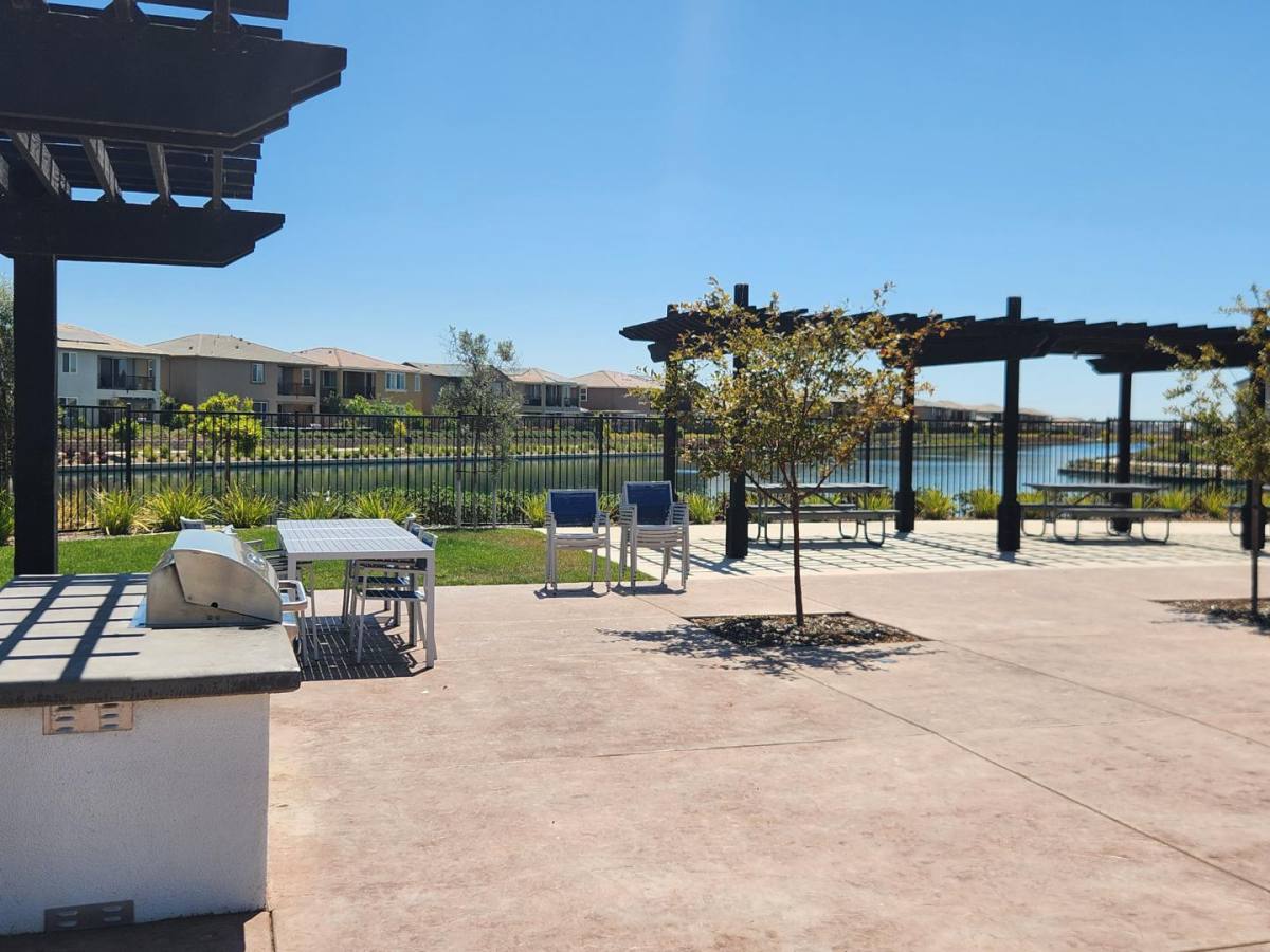 Apartment for rent at 3901 Watermist Way, Sacramento, CA 95835