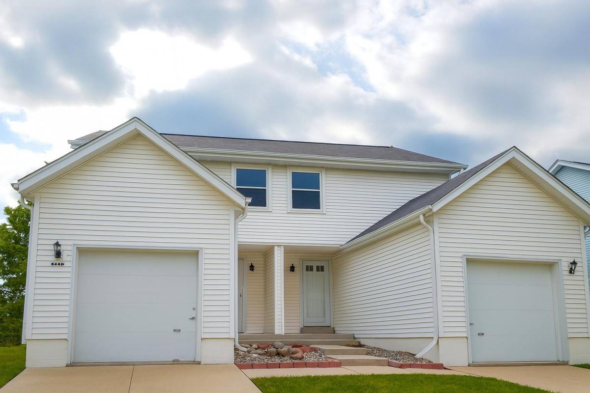 Townhouse for rent at 2040 Madera St, Waukesha, WI 53189