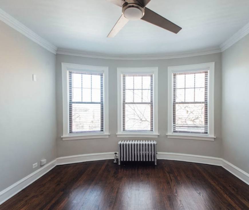 Apartment for rent at 4325 N Hermitage Ave #B3, Chicago, IL 60613