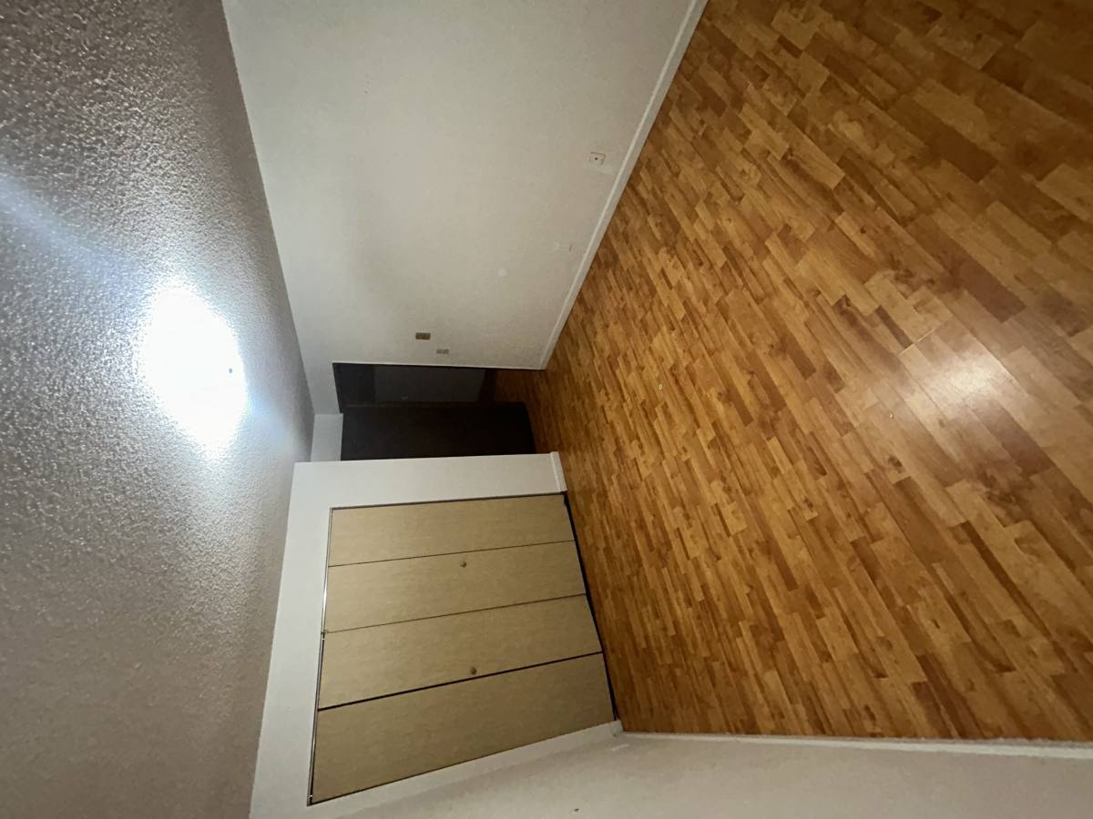 Apartment for rent at 24431 27th Ave S #3, Seattle, WA 98198