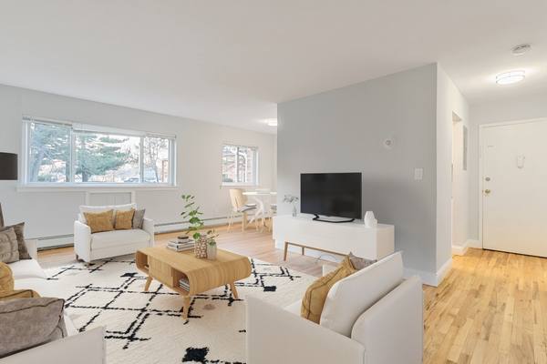 Apartment for rent at Brixton Lane, 3174 Brixton Lane, Levittown, NY 11756