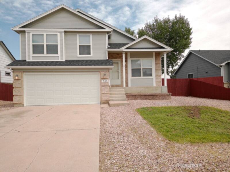 House for rent at 733 Daffodil St, Fountain, CO 80817