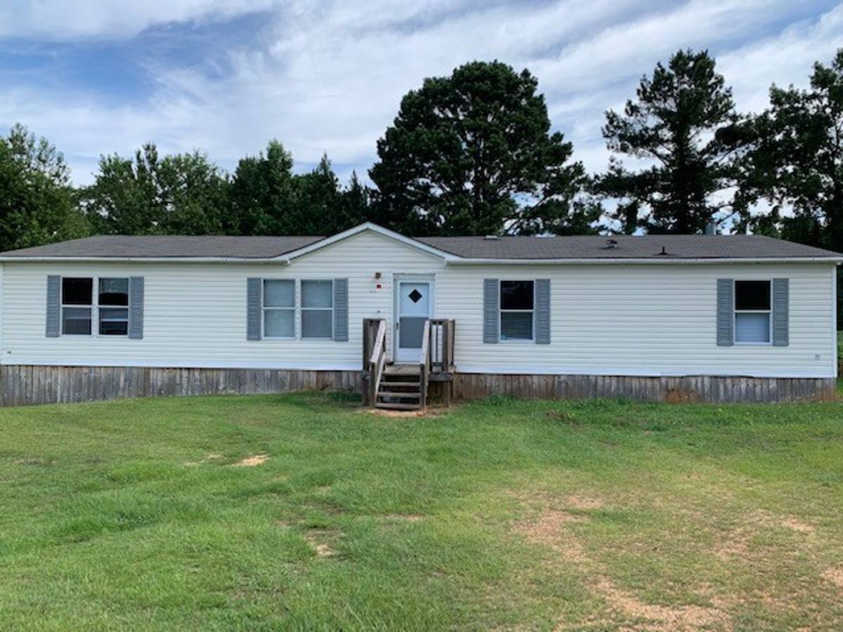 House for rent at 12453 Maple St, Moundville, AL 35474
