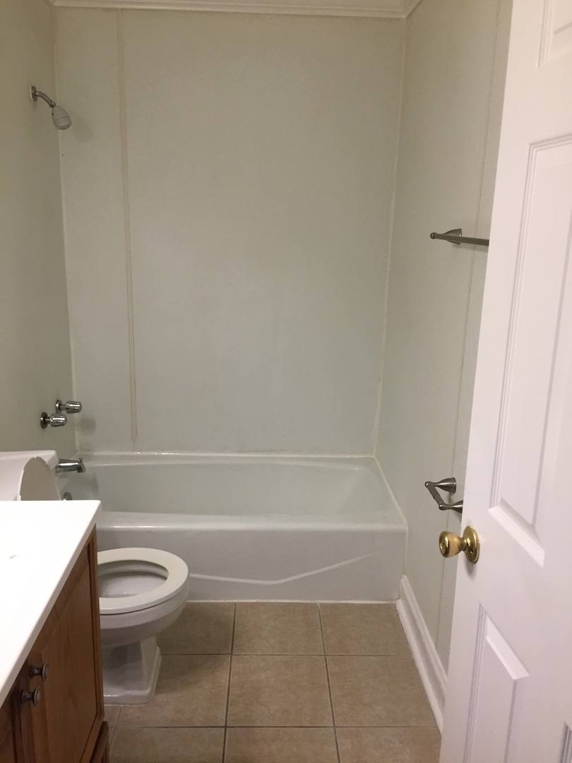 Apartment for rent at 1753 Starboard Dr, Baton Rouge, LA 70820
