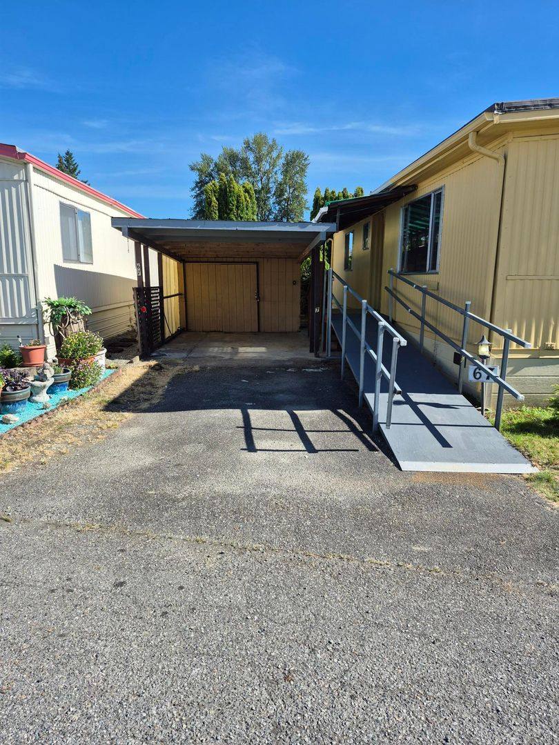 Apartment for rent at 4000 76th St NE, Marysville, WA 98270