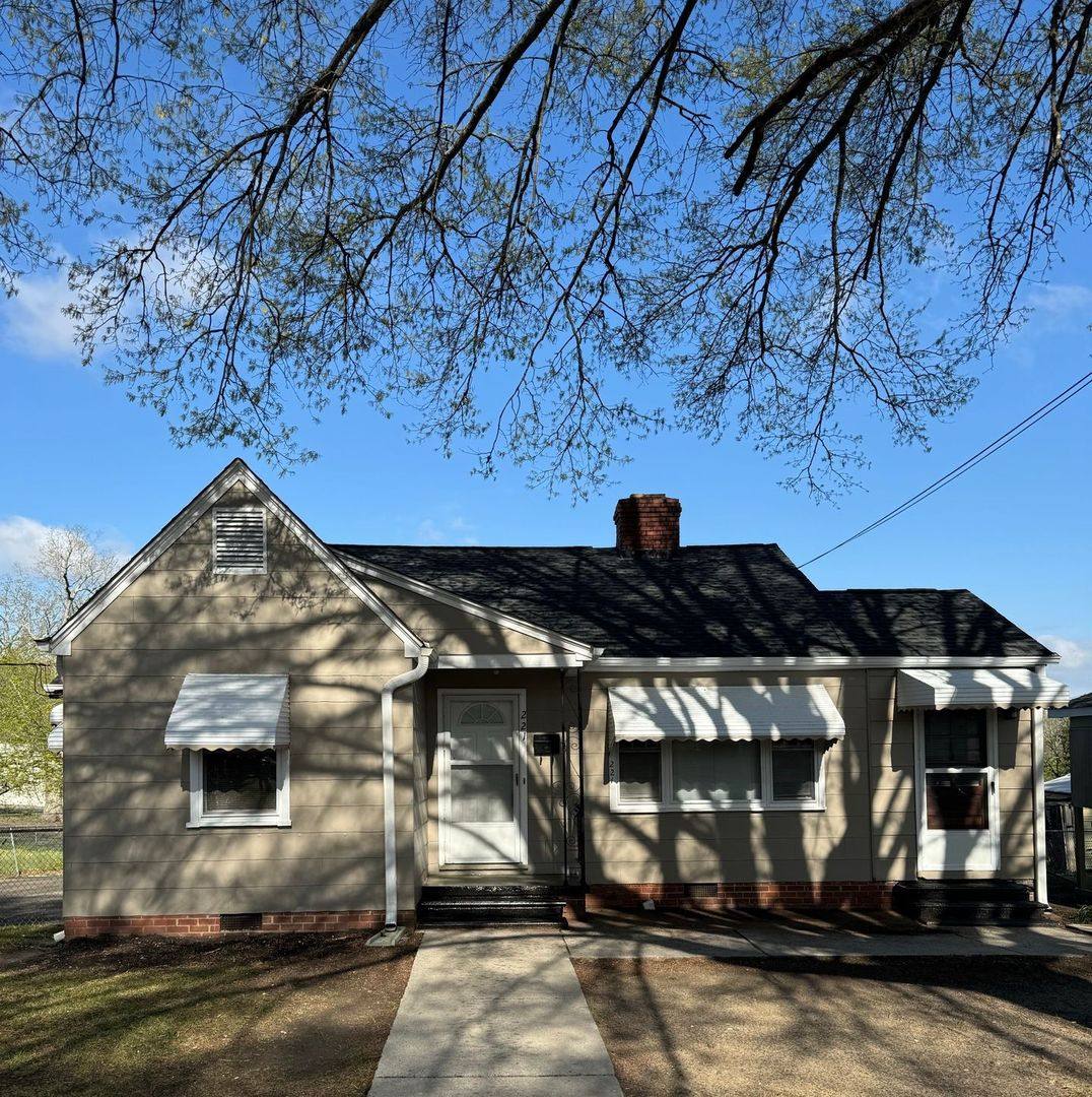 House for rent at 221 Hutchinson St, Rock Hill, SC 29730