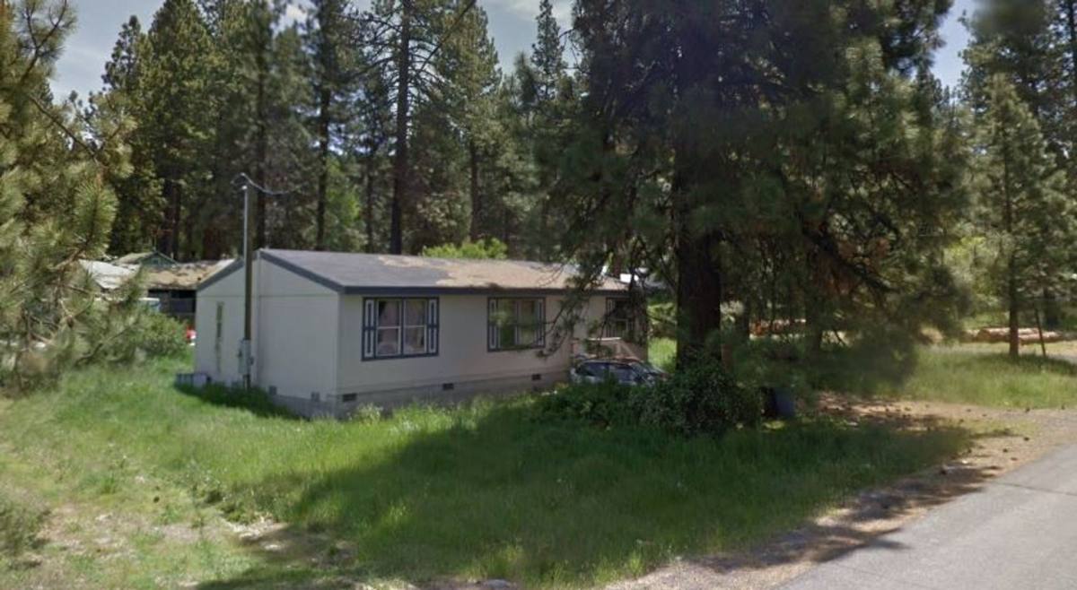 House for rent at 513 S Park Ave, Chiloquin, OR 97624