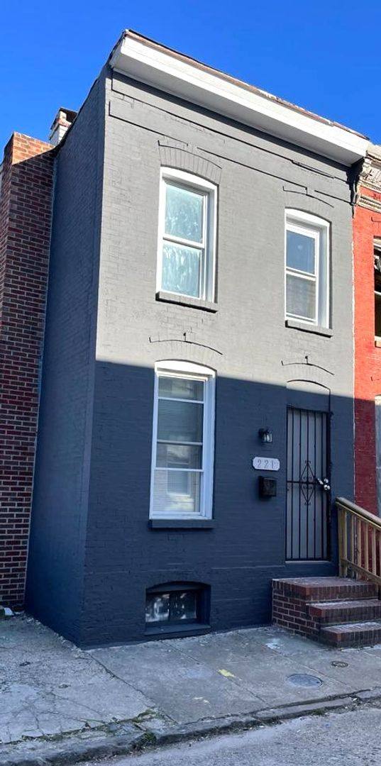 House for rent at 221 S Vincent St, Baltimore, MD 21223