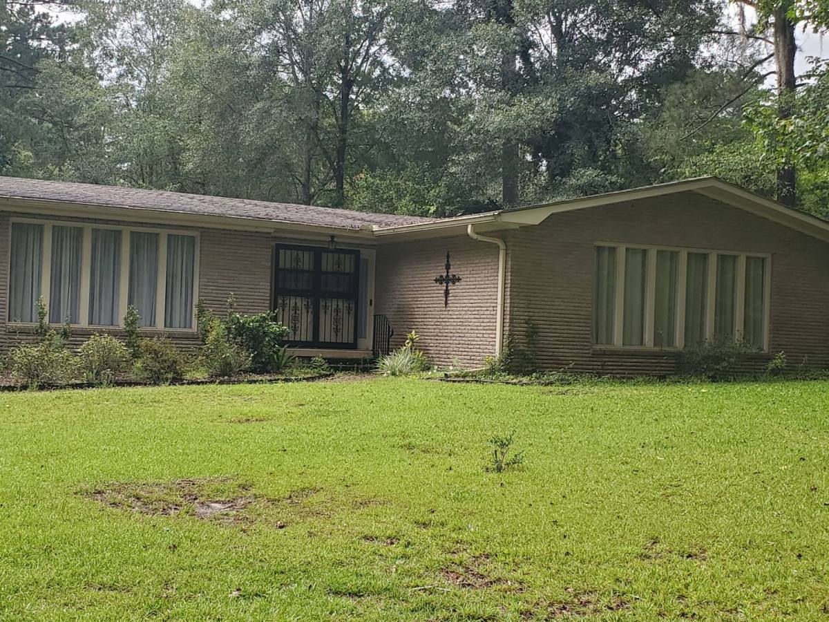 House for rent at 1084 Faust Ave, Ozark, AL 36360